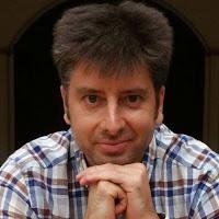 La fragilidad del crisantemo. José Vicente Alfaro.