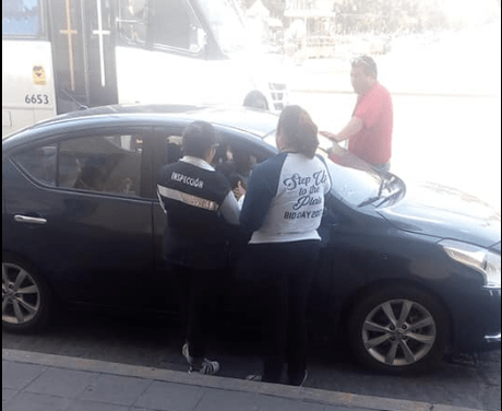 Denuncia: SCT hostiga a familia en la Alameda Juan Sarabia