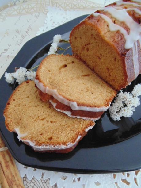 Pastel de canela y limón