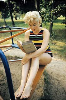 La Biblioteca de Marilyn Monroe, lectora y escritora. La Biblioteca de Marilyn Monroe, lectora y escritora.