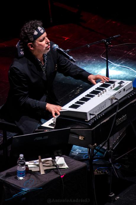 Andrés Calamaro en FIBES: Sevilla era una fiesta Andrés Calamaro en FIBES: Sevilla era una fiesta