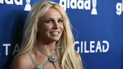 Britney Spears dice que los paparazzis la desfiguran