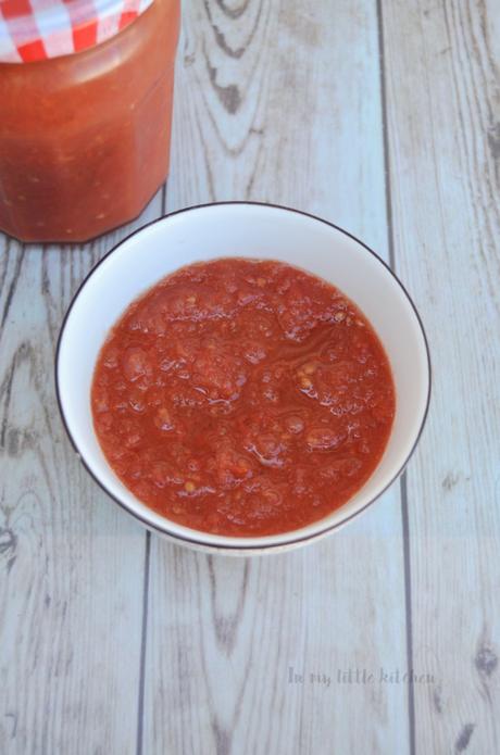 Salsa de tomate en crockpot