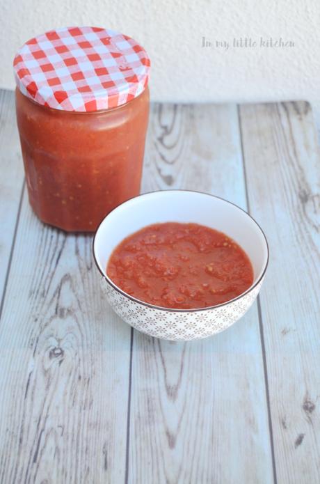 Salsa de tomate en crockpot