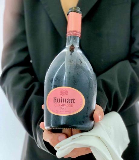 Petit R de Ruinart, la pop up de esta primavera en Mandarin Oriental. Petit R de Ruinart