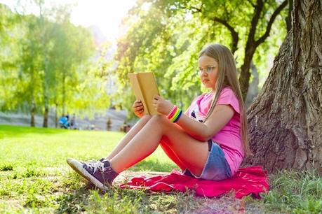 La educación aumenta la felicidad de los niños