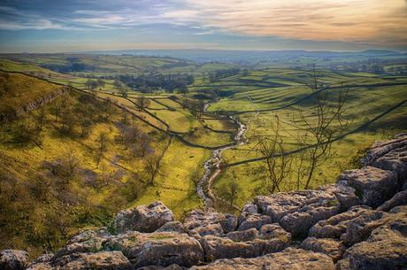 ▷ 6 mejores parques nacionales en Gran Bretaña Malham-Cove-1-v2-min-1024x680 ▷ 6 mejores parques nacionales en Gran Bretaña