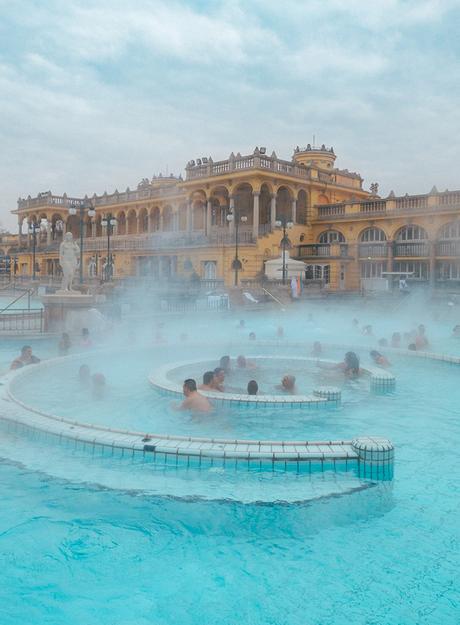 Budapest-baths ▷ Los mejores destinos para viajar en agosto