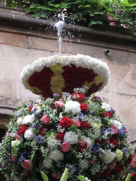 L’ou com balla. Una tradición barcelonesa.