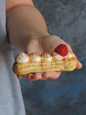 Eclairs