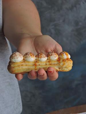 Eclairs