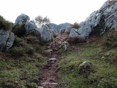 Gradura-Pena Gradura-El Puertu Marabio