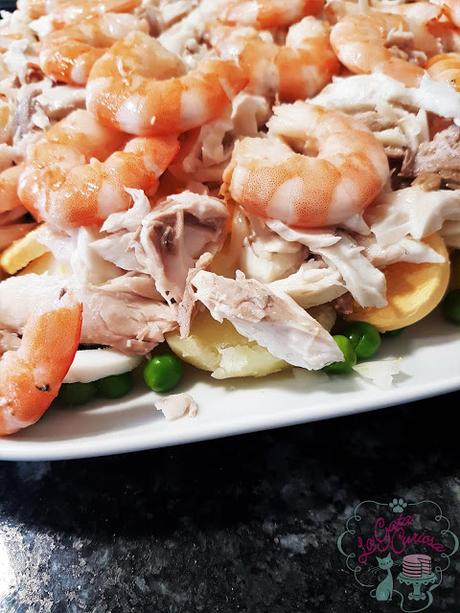 ENSALADA DE PATATAS DORADA Y LANGOSTINOS ENSALADA DE PATATAS DORADA Y LANGOSTINOS