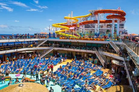 carnival-vista-water-slides ▷ Comenta en 7 Best Cruise Ships for Kids por Tabitha