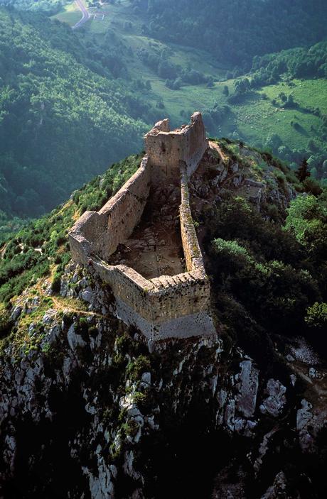 Tragedias olvidadas: la cruzada contra los algigenses y el exterminio de Beziers.