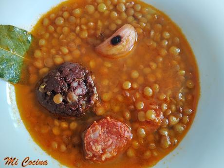 POTAJE DE LENTEJAS CON COMINO Y CÚRCUMA AL ESTILO LÍGULA POTAJE DE LENTEJAS CON COMINO Y CÚRCUMA AL ESTILO LÍGULA