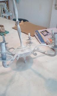 LE DAMOS NUEVA VIDA A TUS MUEBLES
