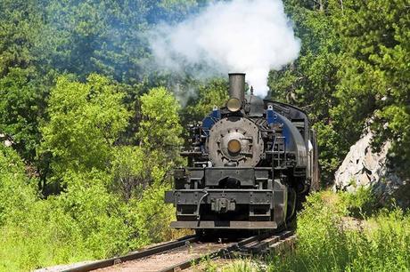 Old-West-Shootout-1880-Train-between-Hill-City-and-Keystone-SD.jpg.optimal ▷ Hoteles en Mount Rushmore y los mejores lugares para alojarse cerca