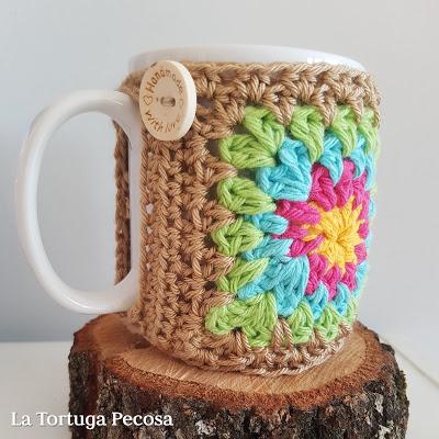 FUNDA TAZA GRANNY SQUARE SUNDANCE