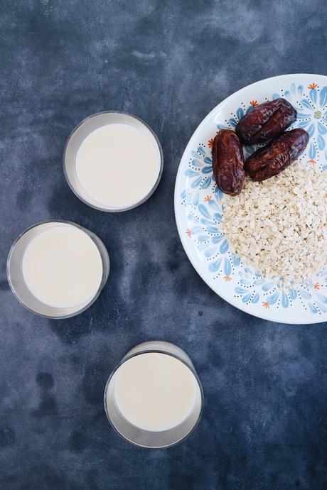 Cómo preparar bebida de avena y dátiles