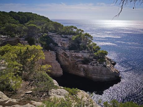 CALAS DE MENORCA: Mitjana,Trebuléger,Fustam y Escorxada.