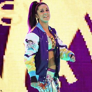 Bayley reta a las mujeres  de SmackDown live