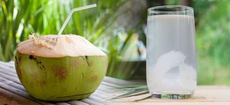 Agua de Coco: Beneficios y Contraindicaciones