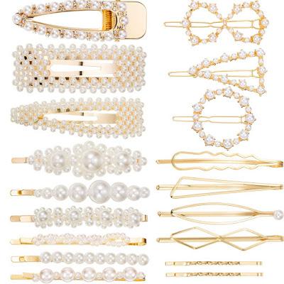 Kit de toda influencer que se precie (porque posturear de vez en cuando no está mal) Kit de toda influencer que se precie (porque posturear de vez en cuando no está mal)