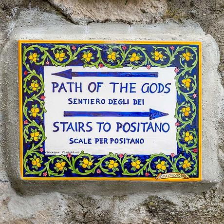 path-of-gods-sign ▷ Las caminatas más escénicas alrededor del mundo