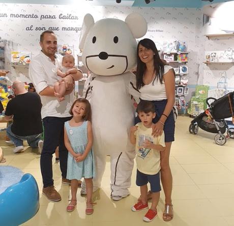 Imaginarium cambia sus tiendas: abre la primera tienda Imaginarium con espacio para que los niños jueguen