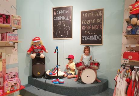 Imaginarium cambia sus tiendas: abre la primera tienda Imaginarium con espacio para que los niños jueguen