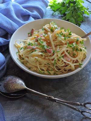 Espaguetis a la carbonara