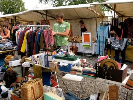 Bazares, la nueva búsqueda de moda.