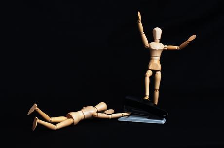 UN LIBRO PARA ESCAPAR DE LOS VARIOS TIPOS DE MALTRATO