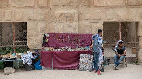 Vendedores en las calles de Jerash. Jordania. Viajes_Abuelohara_Jordania