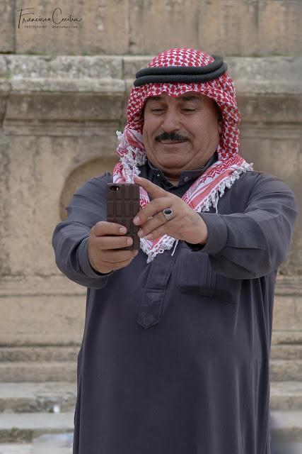 Jordano haciendo Selfie Viajes_Abuelohara_Jordania
