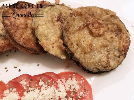 Libritos de berenjenas y roquefort