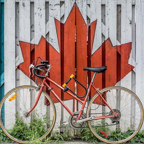 canada-bike-flag ▷ 10 consejos para su primer viaje a Canadá