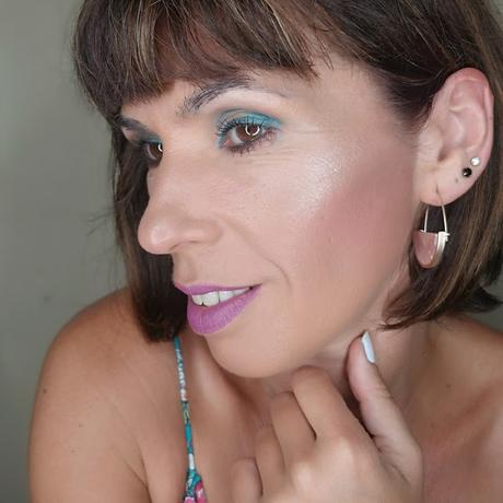 Dos iluminadores low cost  líquidos para abusar este verano