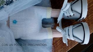 MUÑECAS. MUÑECAS.