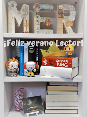 Paradita veraniega con muchos planes lectores Paradita veraniega con muchos planes lectores