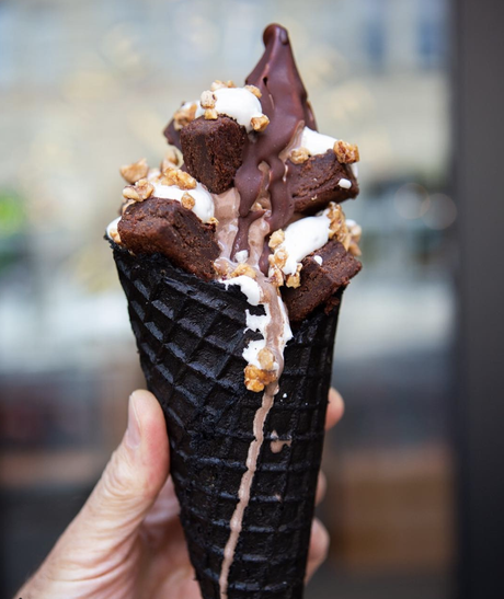 Chocolate-Ice-Cream-Cone ▷ 7 excepcionales salas de comida americana