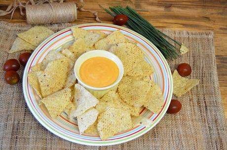 SALSA DE QUESO CHEDDAR PARA NACHOS FACIL Y RAPIDA salsa de queso, salsa de queso americana, salsa de queso casera, salsa de queso cheddar, salsa de queso cheddar para nachos, salsa de queso para carne, salsa de queso para pasta, las delicias de mayte,