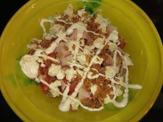 ENSALADA CON SALSA RANCH