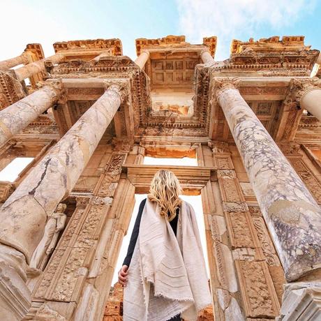 Ephesus-Izmir-Turkey-mylifesamovie.com_ ▷ 10 consejos para viajar a Turquía que debes saber antes de ir