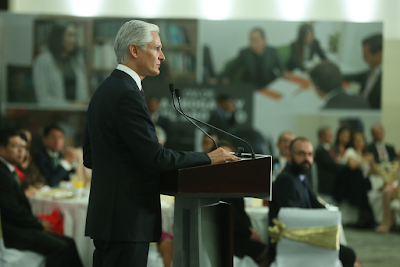 RECONOCE ALFREDO DEL MAZO CONTRIBUCIÓN DE LOS ABOGADOS EN EL DESARROLLO DEL ESTADO DE MÉXICO