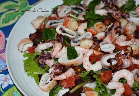 Ensalada fría de marisco a la parrilla