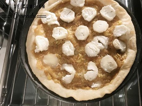 Tarta de cebolla, manzana y queso cabra sin gluten