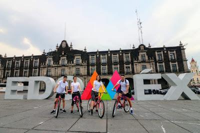 PEDALEAN EN RODADA NOCTURNA POR LA CAPITAL MEXIQUENSE