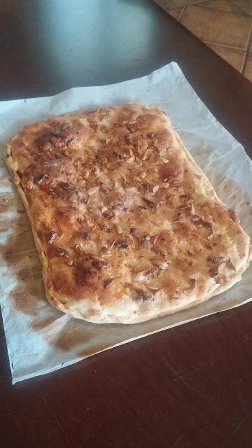 COCA DE SAN JUAN DE HOJALDRE Y CHOCOLATE COCA DE SAN JUAN DE HOJALDRE Y CHOCOLATE